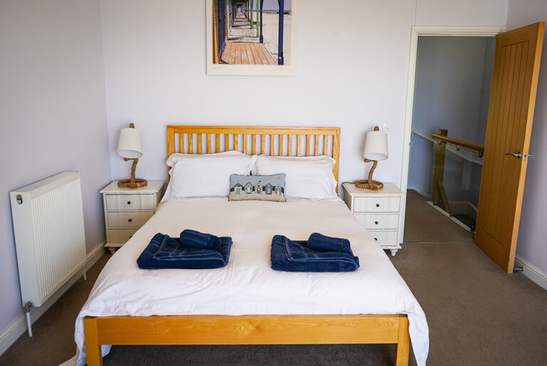 Beach Houses - Bedroom